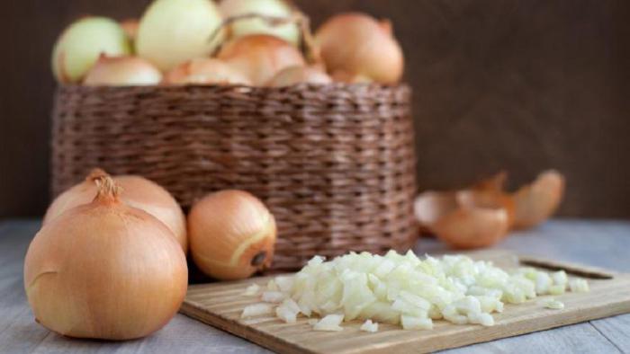 15 блюд и продуктов, которые лучше не заказывать на первом свидании