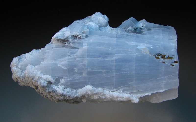 ангелит камень