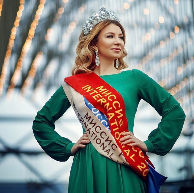 Елена Блиновская