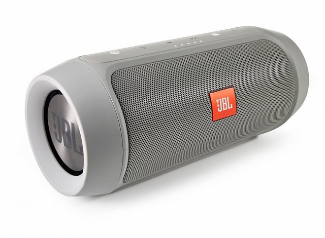 как подключить колонку jbl к ноутбуку